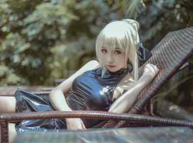 这个泡泡就是逊啦:情窦初开coser写真合集